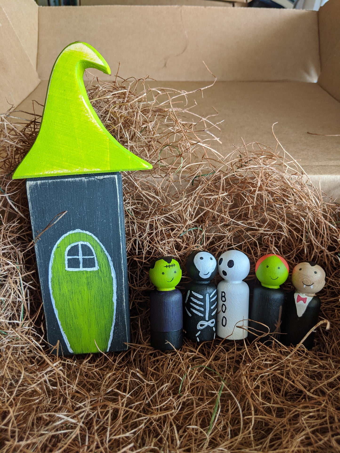 Spooky Halloween Kit - Missing One Spooky House and Mummy